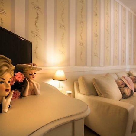 Casa Di Charme "Rosa-Rosae" Apartment Verona Luaran gambar