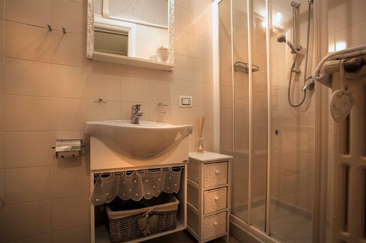 Casa Di Charme "Rosa-Rosae" Apartment Verona Luaran gambar